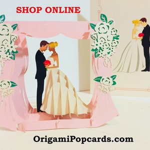 Estilo ocidental - Cartão de felicitações pop-up 3D em estilo clássico de casamento em marfim metálico sob cortinas rosa - Feito à mão com amor - OrigamiPopCards.com
