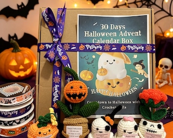 Halloween Gift Box, 12/24/30PCS, Advent Calendar Box, Handmade Crochet Ghost, Pumpkin & Plant Ornaments, Gifts for Kids
