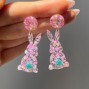Pendientes colgantes de conejito de resina con purpurina: pendientes brillantes de Pascua