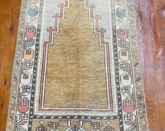 3x4 feet , small area rug , vintage area rug , handmade area rug , washale area rug , turkish area rug , oushak area rug