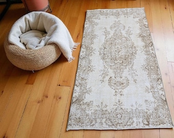 1,2 x 1,8 meter beige handgjord matta
