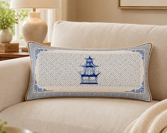 Funda de cojín lumbar de estilo chinoiserie azul, cojín decorativo con diseño de pagoda, decoración para sofá Grandmillennial.