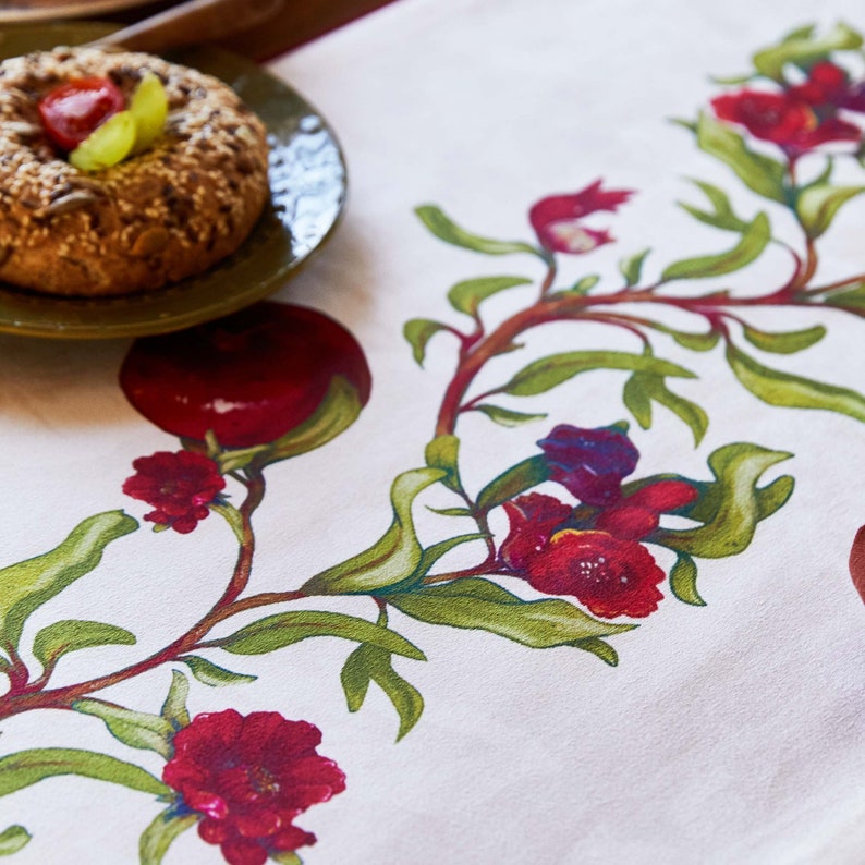 Elegant Home Textiles Table Runner - Thumbnail 4