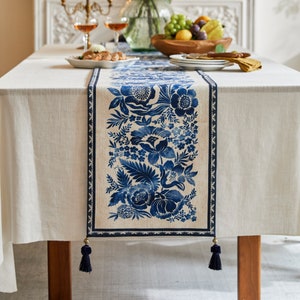 Flower Table Runner Blue and Pearl White Table Runners Chenille Fabric TV Cabinet Dining Table Coffee Table Decor Custom