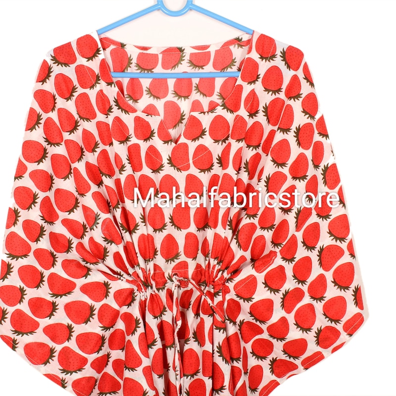 Cartoon Strawberry Pattern Print Women Long Robe