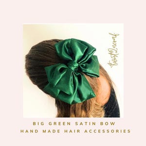 Green Satin Hair Bow with Clip: Handmade Women&#39;s Accessory