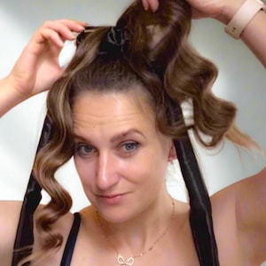 Heatless Hair Curler: Overnight Curls with Scrunchie Curler Easy and Fast Way To Curl Your Hair Simple To Use Simple To Sleep Soft Fabric