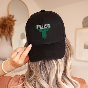 Terrasen Throne of Glass Hat: Embroidered Baseball Cap