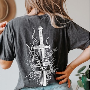 Throne of Glass Shirt: Aelin Galathynius Fireheart - SJM Merch
