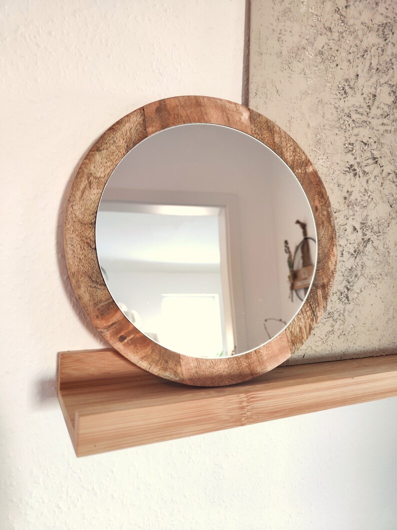 Holzspiegel Spiegel rund Boho Holz Spiegel Wandspiegel Deko Spiegel Holz Spiegel klein runder Holzspiegel runder Spiegel Boho Bild 1