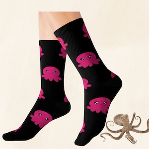 Cute Fun Octopus Socks, Octopus Gift, Ocean Animal Socks, Cozy Crew Socks, Novelty Unisex Socks, Socks for Men and Woman, Warm Winter Socks