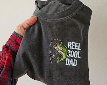 Camiseta personalizada con bordado "Reel Cool Dad", manga con nombre infantil bordado a medida, regalo para amantes de la pesca, regalo del Día del Padre para papá y abuelo.