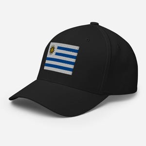 Uruguay Flagge bestickter Hut, strukturierte Flexfit-Kappe mit mittlerem Profil, Uruguay Geschenke, Uruguay Fußball Futbol Geschenk, mehrere Farben