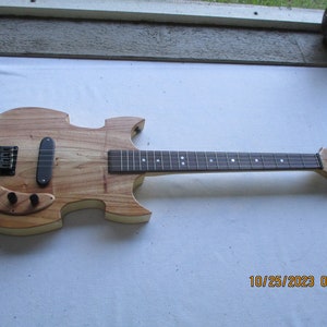 The Gitfiddle - 4 string Tenor Guitar