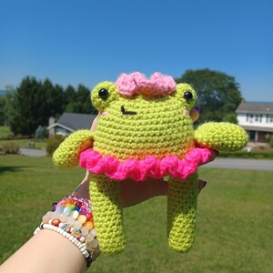 Crochet Spring Frog
