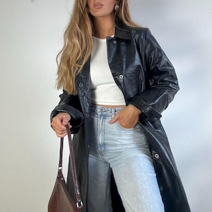 Veste longue en cuir noir des années 90, taille S