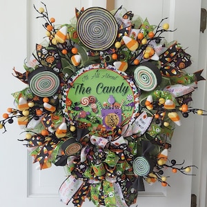 Halloween wreath, Fall wreath, Halloween Decor, candy wreath, candy corn, Front door Decor, deco mesh wreath