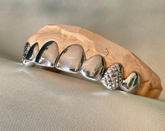 Grillz 8 tooth design model available silver/gold/gold alloy.