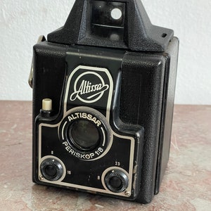 Box camera Altissar Periskop 1:8 1950s