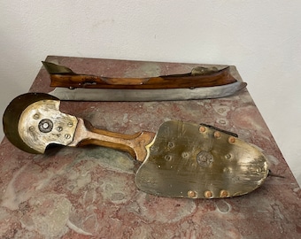 1850-1870 Patins en cuivre antiques à travers le patinage sur glace de Frise Hollande