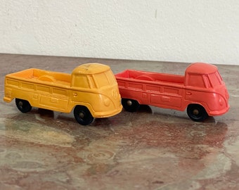 Set/2 Merk Tomte Laerdal Noorwegen no. 1 - VW T1 Transporters geel + rood 1962 - modelauto schaalmodel speelgoed  Toys for boys Toys for men