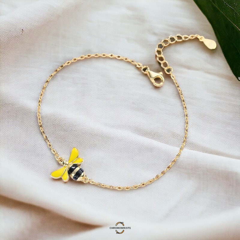 Gold bumble shop bee bracelet