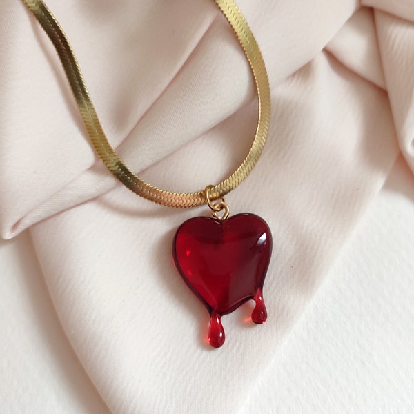 Collier coeur rouge baroque/chaîne plate dorée/coeur verre rouge coulant/ cadeau pour elle/ romantique