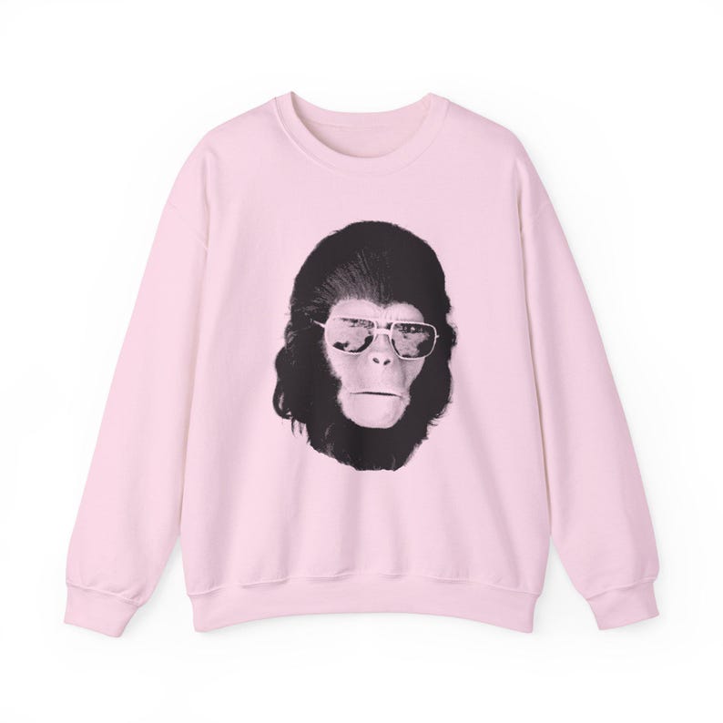 Planet der Affen Sweatshirt - Retro Sci-Fi Geschenk - Vintage Distressed Style Light Pink