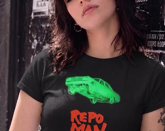 Repo Man 1984 T-Shirt: Vintage Cult Punk Movie Tee