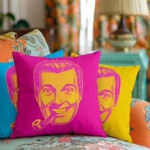 SubGenius-kussen | J.R. Bob Dobbs-kussen in levendige kleuren afbeelding 1