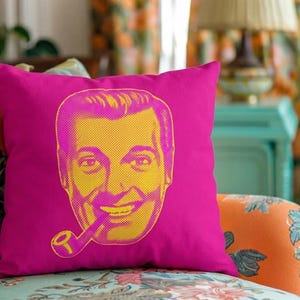 SubGenius-kussen | J.R. Bob Dobbs-kussen in levendige kleuren afbeelding 4