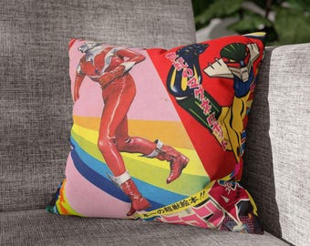 Retro Japanese Hero Pillow Cover: Vintage Sci-Fi Mecha Decor