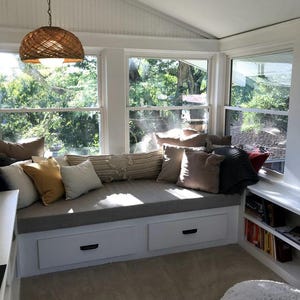 Handgefertigte Sitzbankauflage für den Innenbereich, Fensterbank, Tagesbett, Couch