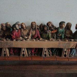A. Giannetti resin sculpture The Last Supper vintage 1970s polychrome Leonardo da Vinci religious icon Jesus Christ apostles decoration