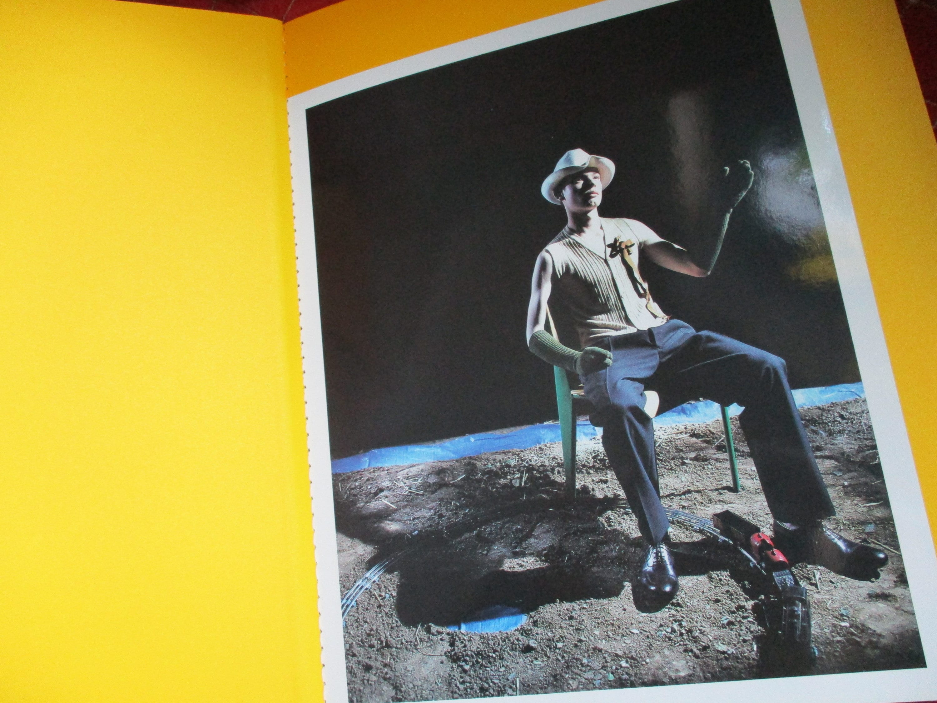 洋書 Dries van noten 1999aw look book il_fullxfull.5732408327_dr8u.jpg
