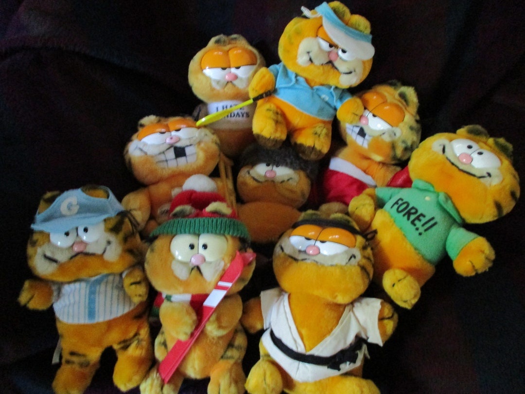 Garfield Hand-crafted Plush Toy Vintage 1981 Dakin Plushy Odie
