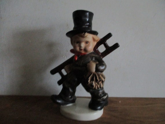 Hummel Goebel Little Chimney Sweeper Vintage 1935-1949 KF.38 Cute
