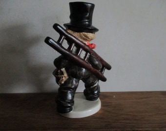 Hummel Goebel Little Chimney Sweeper Vintage 1935-1949 KF.38 Cute