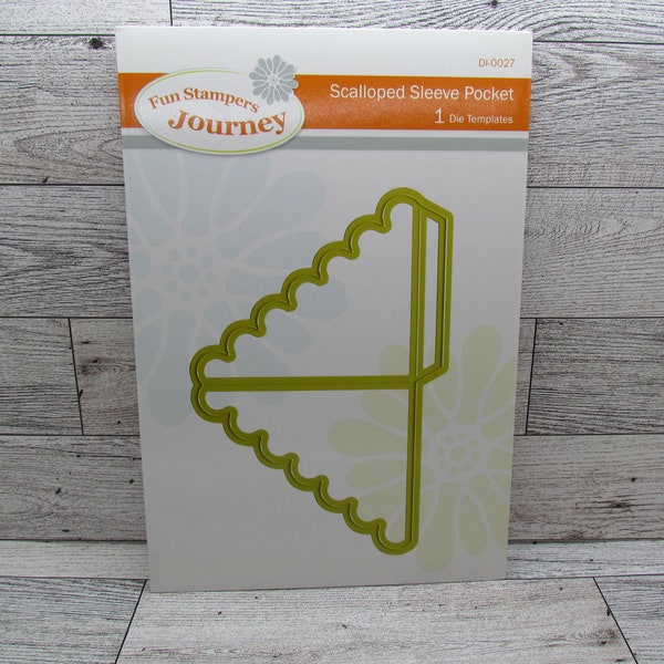 Fun Stampers Journey Scalloped Sleeve Pocket die