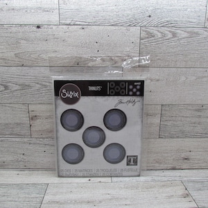 Sizzix stacked tiles, circles thinlit dies