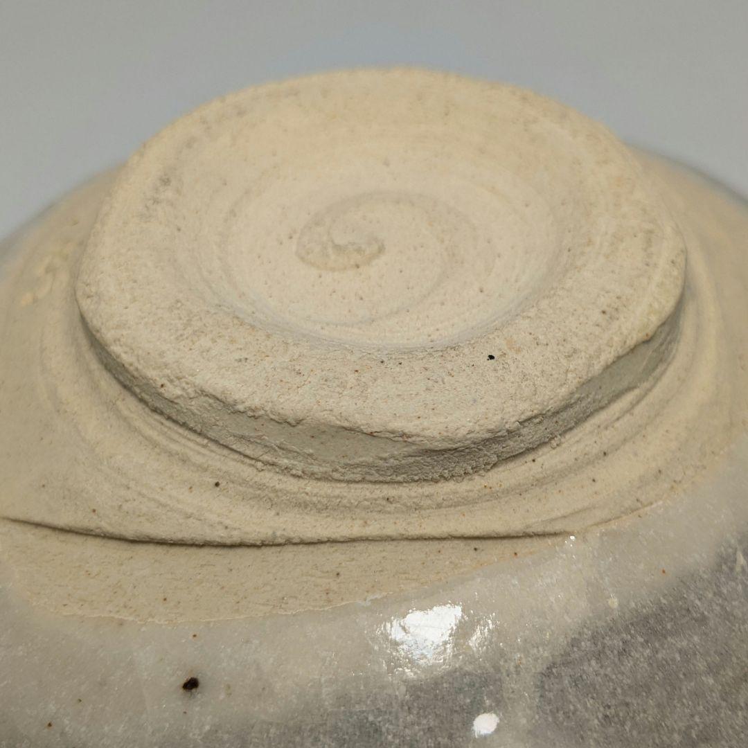 加藤正三作 美濃焼抹茶茶碗 ― 銘木箱と茶道具付き、上品な日本製