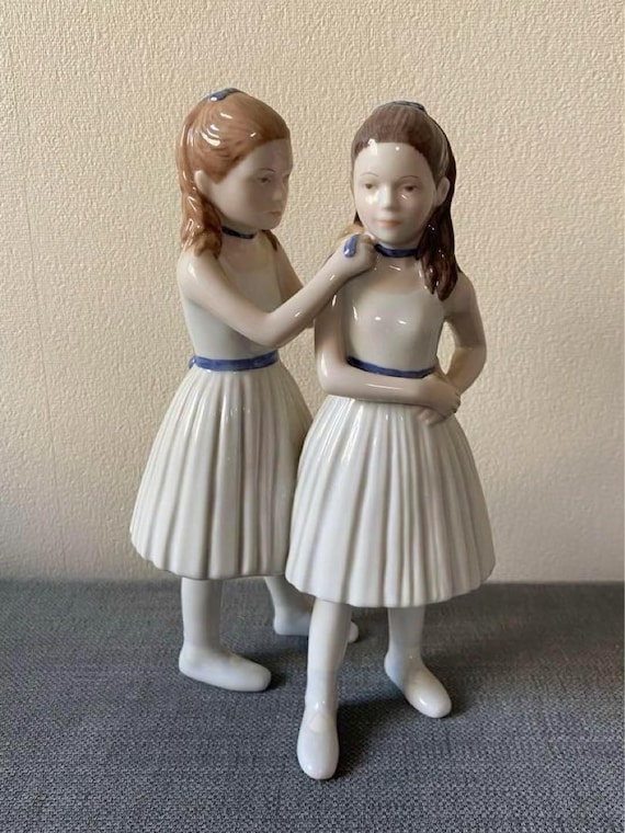 ロイヤル コペンハーゲン バレリーナ フィギュア 2 人の少女、手描きの