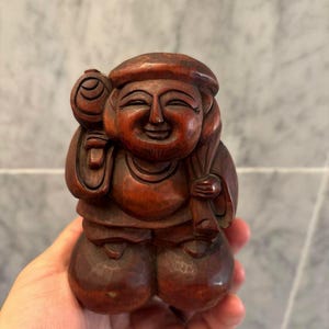 Taisho–Showa Era Wooden Daikokuten Statue – Smiling God of Wealth and Prosperity Holding Lucky Mallet, Hand-Carved