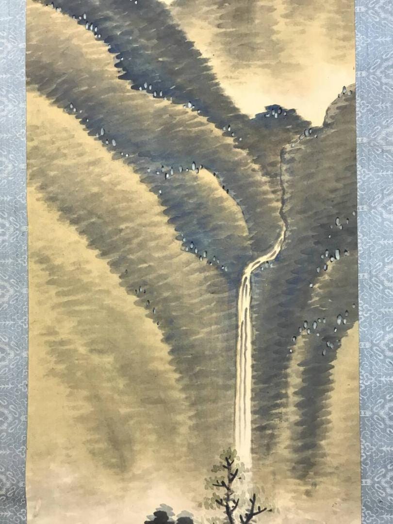 来山竹信作 日本の掛け軸 – 滝と山の風景画、青緑色墨、207×55cm 静寂