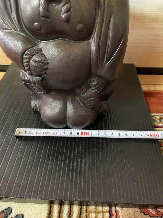 ヴィンテージ備前焼の狸像、幸運のタヌキの置物、高さ28cmの陶器風水