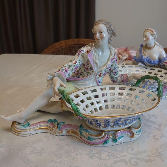 希少なマイセン ポプリボウル ペア – 貴族と貴婦人 – アンティーク