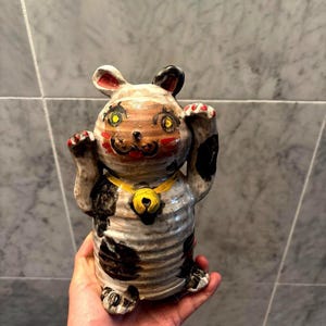 Unique Handmade Double-Paw Maneki Neko – Japanese Lucky Cat – Feng Shui Wealth & Good Fortune Charm