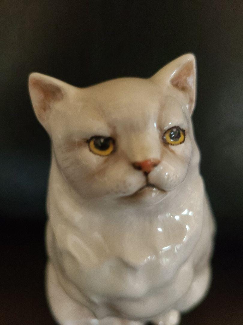 ビンテージ ロイヤルドルトン 猫 置物 キャット   ヴィンテージ ロイヤル ドルトン ホワイト キャット フィギュア