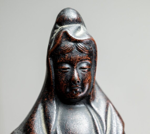 アンティーク備前焼観音像 明治時代 19 世紀日本の仏教美術陶器