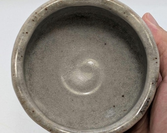 加藤正三作 美濃焼抹茶茶碗 ― 銘木箱と茶道具付き、上品な日本製茶碗